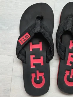 Zehentrenner/ Flip Flops