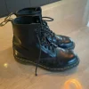 Zwarte dr martens