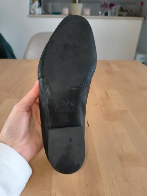 Zwarte loafers van Massimo Dutti