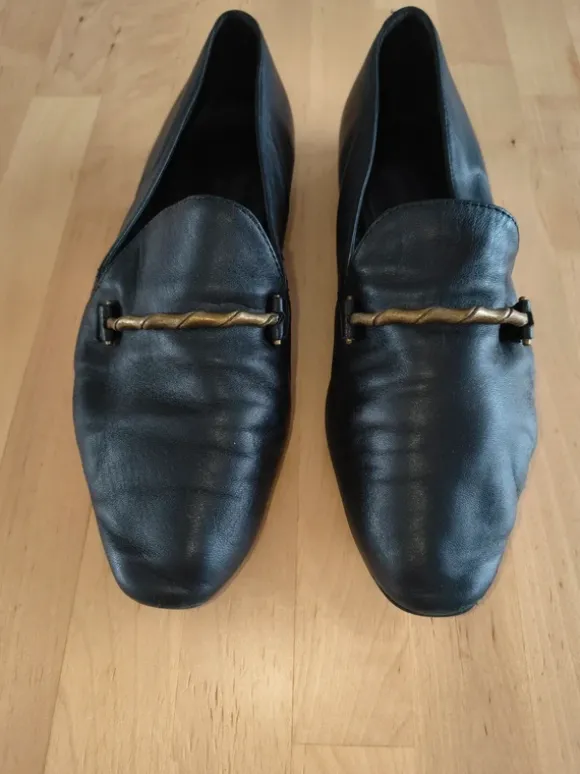 Zwarte loafers van Massimo Dutti