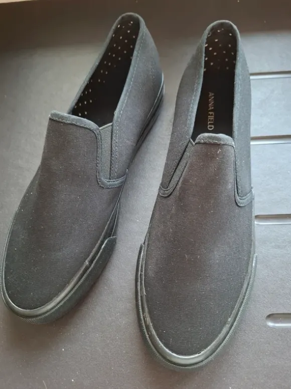 Zwarte stoffen mocassin, maat40, nieuw en nooit gedragen