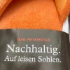 Zwei Paar Hotel Pantoffel